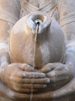 Waterbearer2008-2013 le-charbon-blanc/deviantart.com/